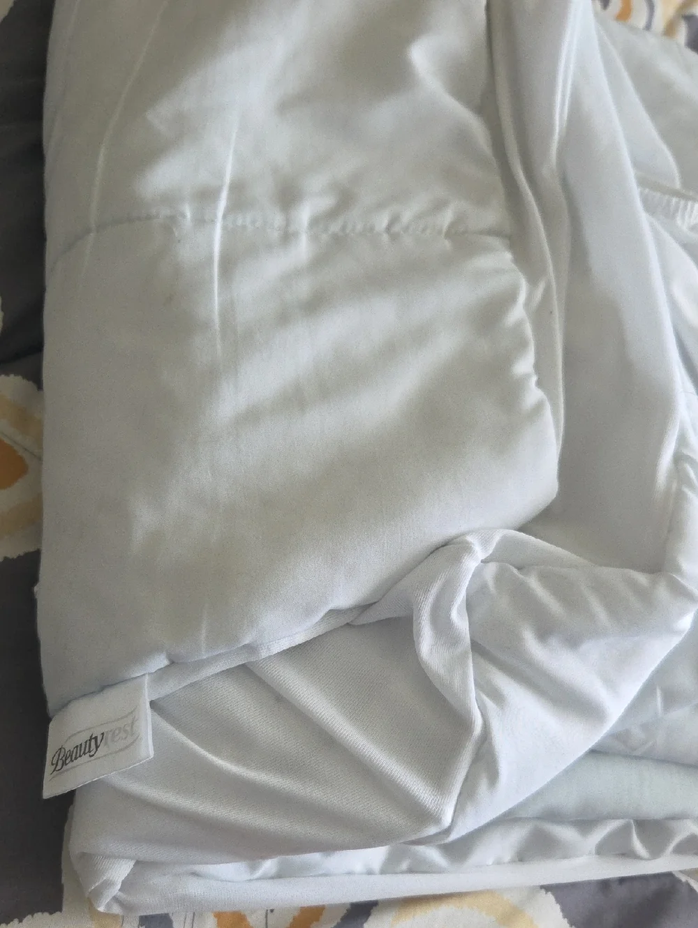 Beautyrest White Mattress Protector And SUNBEAM Blue Twin Fitted Sheet